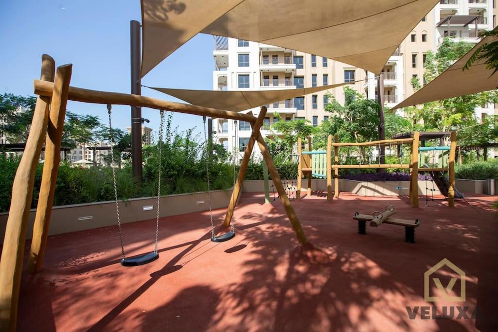 Veluxa - Luxury And Bright 1 Bedroom Apartment, Burj View! Dubai Exterior foto