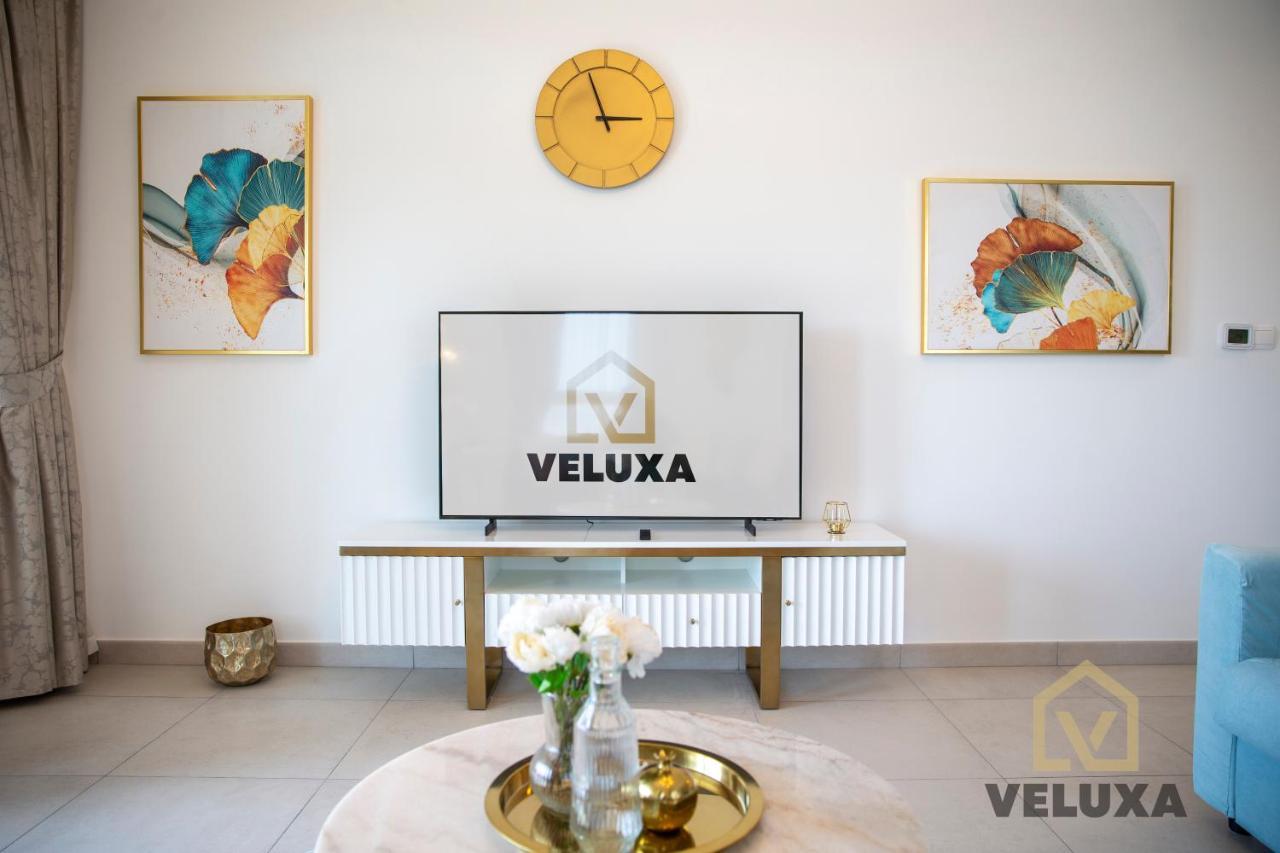 Veluxa - Luxury And Bright 1 Bedroom Apartment, Burj View! Dubai Exterior foto